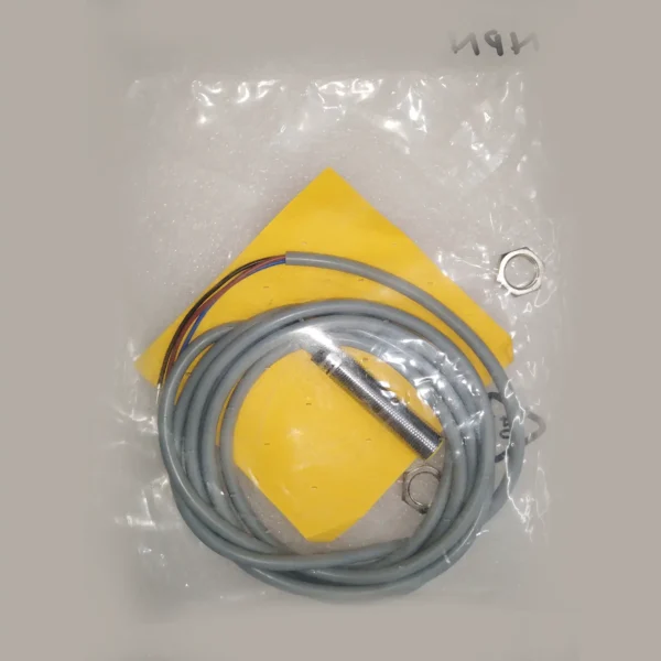 TURCK Bi2-M12-AN6X Proximity Sensor NPN 12mm - Image 4